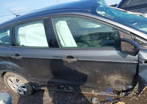 2016 Ford Escape S из США, поврежденный, VIN 1FMCU0F79GUC54455